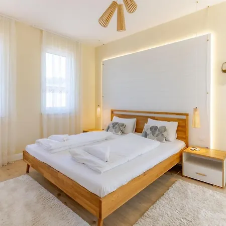 Balaton Breeze By Bltn