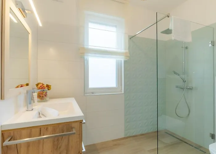 別荘 Balaton Breeze Pihenohaz By Bltn シオーフォク