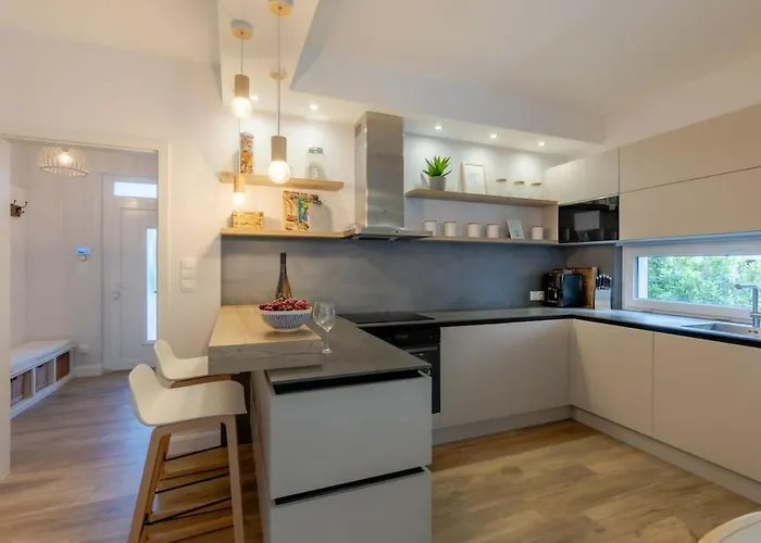 別荘 Balaton Breeze Pihenohaz By Bltn *