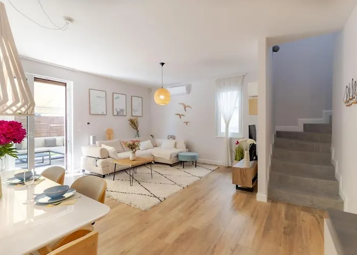 Balaton Breeze Pihenohaz By Bltn 別荘